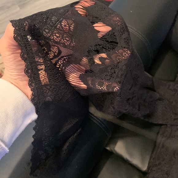 Morte Mistress Top [B] - S / Black gothic top preowned - Picture 9 of 10